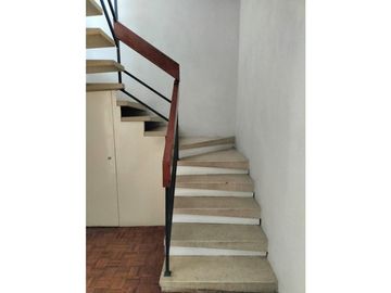ACOGEDORA CASA CON VIGILANCIA Y HERMOSAS VISTAS