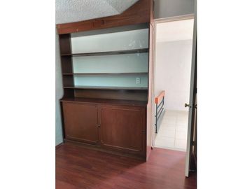 ACOGEDORA CASA CON VIGILANCIA Y HERMOSAS VISTAS