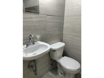 ACOGEDORA CASA CON VIGILANCIA Y HERMOSAS VISTAS
