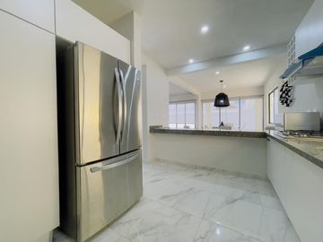 CASA DE 3 RECÁMARAS EN ZONA SUR DE CANCÚN. ENTREGA INMEDIATA