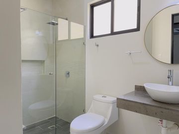 CASA DE 3 RECÁMARAS EN ZONA SUR DE CANCÚN. ENTREGA INMEDIATA