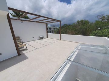 CASA EN VENTA EN RIVIERA MAYA PUERTO MORELOS CON 4 RECÁMARAS ALBERCA PRIVADA