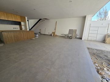 Preventa Casa Punto Sur Este