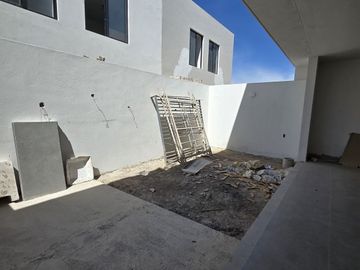Preventa Casa Punto Sur Este