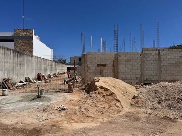 CASAS EN VENTA MÉRIDA, 3 NIVELES, ROOFTOP CON ALBERCA, DZITYÁ, DIC 2025.