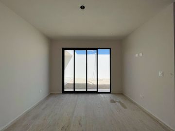 CASA EN VENTA UNA PLANTA, SERENITY CON 4 RECÁMARAS Y ALBERCA, MÉRIDA, DZITYÁ