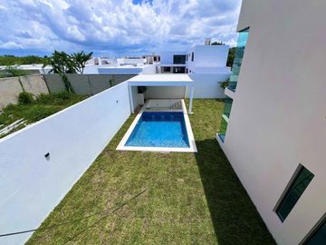 CASA EN VENTA MÉRIDA, CASA MINÚ, 611M2, 4 HABITS, DZITYÁ, ENTREGA INMEDIATA