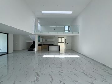 CASA EN VENTA MÉRIDA, CASA MINÚ, 611M2, 4 HABITS, DZITYÁ, ENTREGA INMEDIATA
