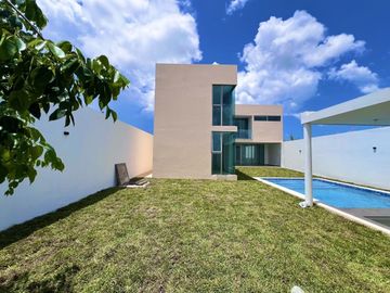 CASA EN VENTA MÉRIDA, CASA MINÚ, 611M2, 4 HABITS, DZITYÁ, ENTREGA INMEDIATA