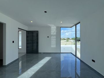 CASA EN VENTA MÉRIDA, CASA MINÚ, 611M2, 4 HABITS, DZITYÁ, ENTREGA INMEDIATA