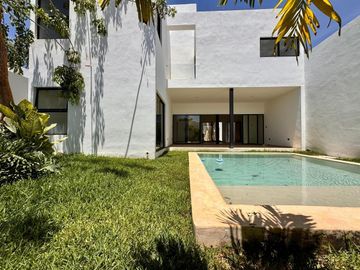 CASA VENTA MÉRIDA, CASA LÚA, EQUIPADA, ZONA NORTE, 4 HABITS, ESTRENA, DZITYÁ