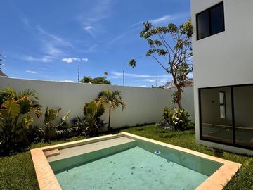 CASA VENTA MÉRIDA, CASA LÚA, EQUIPADA, ZONA NORTE, 4 HABITS, ESTRENA, DZITYÁ