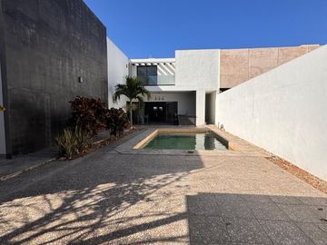 CASA VENTA MÉRIDA, 5 RECÁMARAS, ESQUINA, AMUEBLADA, 532M2, CASA BLACK DZITYÁ.