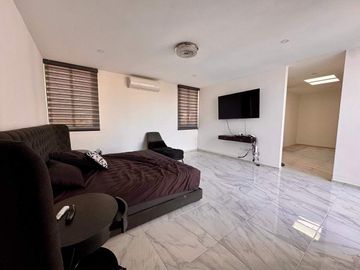 CASA VENTA MÉRIDA, 5 RECÁMARAS, ESQUINA, AMUEBLADA, 532M2, CASA BLACK DZITYÁ.