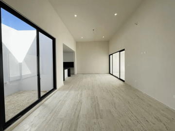 CASA EN VENTA UNA PLANTA, SERENITY CON 4 RECÁMARAS Y ALBERCA, MÉRIDA, DZITYÁ
