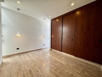 CASA VENTA MÉRIDA, 4 HABITACIONES, MODELO B PRIVADA ADANA, XCANATÚN. AMENIDADES.