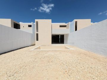 CASA VENTA MÉRIDA, 4 HABITACIONES, MODELO B PRIVADA ADANA, XCANATÚN. AMENIDADES.
