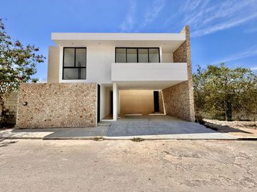 CASA VENTA MÉRIDA, ZONA ARTEVA DZITYÁ, 4 RECÁMARAS, ALBERCA, ESTRENA.