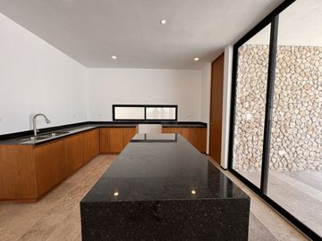 CASA VENTA MÉRIDA, ZONA ARTEVA DZITYÁ, 4 RECÁMARAS, ALBERCA, ESTRENA.