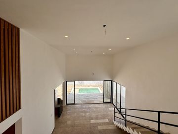 CASA VENTA MÉRIDA, ZONA ARTEVA DZITYÁ, 4 RECÁMARAS, ALBERCA, ESTRENA.