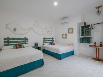 Casa en Venta en Barracuda, SM 3, Av. Bonampak, Cancún