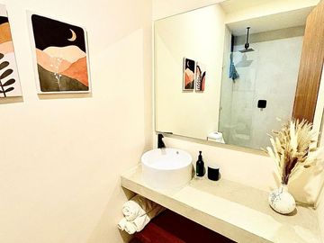 Reventa Departamento Garden con 2 Recámaras Lock-Off y Jardín Privado – Tuane Tulum