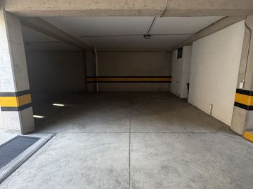CASA EN VENTA EN EL COUNTRY CLUB DE 3 NIVELES