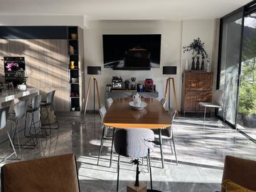 CASA EN VENTA EN EL COUNTRY CLUB DE 3 NIVELES