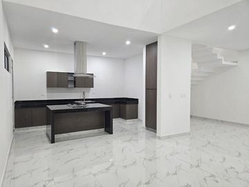 CASA EN VENTA EN PRIVADA RESIDENCIAL ZENDERA EN CONKAL, YUCATAN