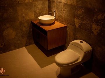 Hermosa casa en venta en una de las mejores zonas céntricas de colima