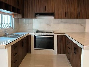 Hermosa casa en venta en una de las mejores zonas céntricas de colima