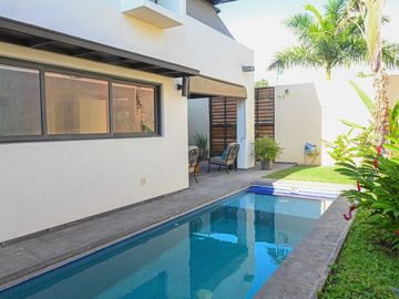 Hermosa casa en Real Santa Barbara