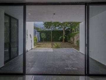 CASA EN VENTA CONKAL