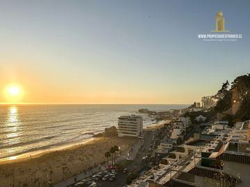VIÑA VENTA DEPARTAMENTO REMODELADO 4D 3B 5TO SECTOR REÑACA