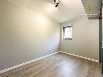 VIÑA VENTA DEPARTAMENTO REMODELADO 4D 3B 5TO SECTOR REÑACA