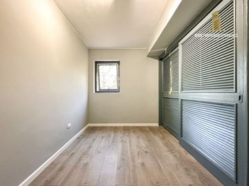 VIÑA VENTA DEPARTAMENTO REMODELADO 4D 3B 5TO SECTOR REÑACA