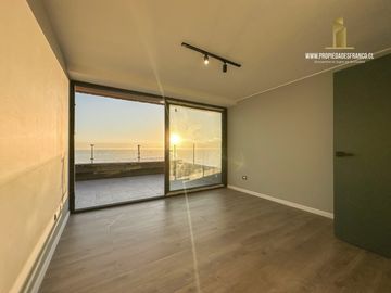 VIÑA VENTA DEPARTAMENTO REMODELADO 4D 3B 5TO SECTOR REÑACA