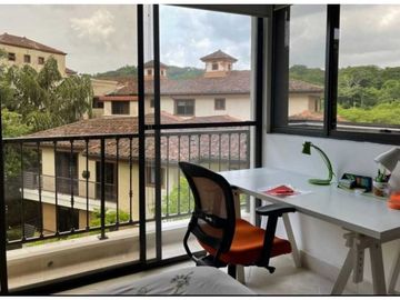 Embassy Club. APARTAMANTO
