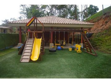 Embassy Club. APARTAMANTO