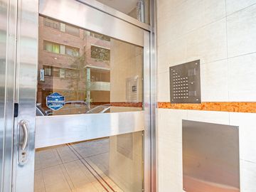 VENTA DPTO 2 AMB PISO ALTO BALCON RECOLETA B NORTE