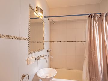 VENTA DPTO 2 AMB PISO ALTO BALCON RECOLETA B NORTE