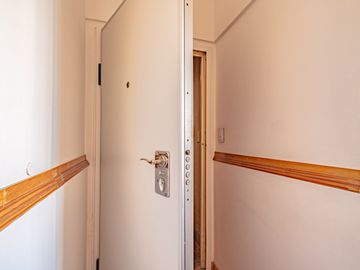 VENTA DPTO 2 AMB PISO ALTO BALCON RECOLETA B NORTE