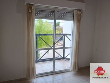 Dúplex en venta de 3 dormitorios c/ cochera en Los Teritos