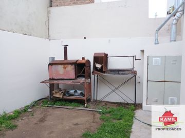 Dúplex en venta de 3 dormitorios c/ cochera en Los Teritos