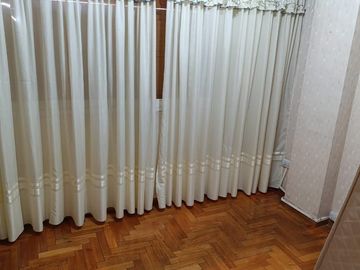 Casa en venta de 5 dormitorios c/ cochera en Lomas del Mirador APTO CREDITO