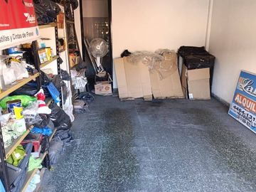 Casa en venta de 5 dormitorios c/ cochera en Lomas del Mirador APTO CREDITO