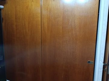 Casa en venta de 5 dormitorios c/ cochera en Lomas del Mirador APTO CREDITO