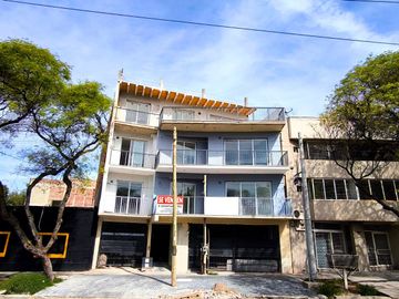 VENTA DEPARTAMENTO PENT HOUSE calle ARIZU BOMBAL S