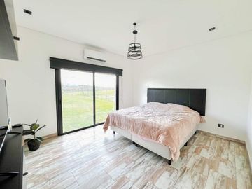 VENTA CASA DE 4 AMBIENTE EN BARRIO SAN SEBASTIAN