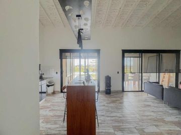 VENTA CASA DE 4 AMBIENTE EN BARRIO SAN SEBASTIAN